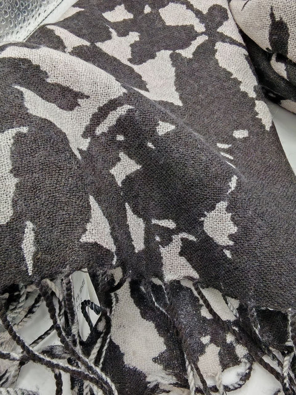 black spotted scarf