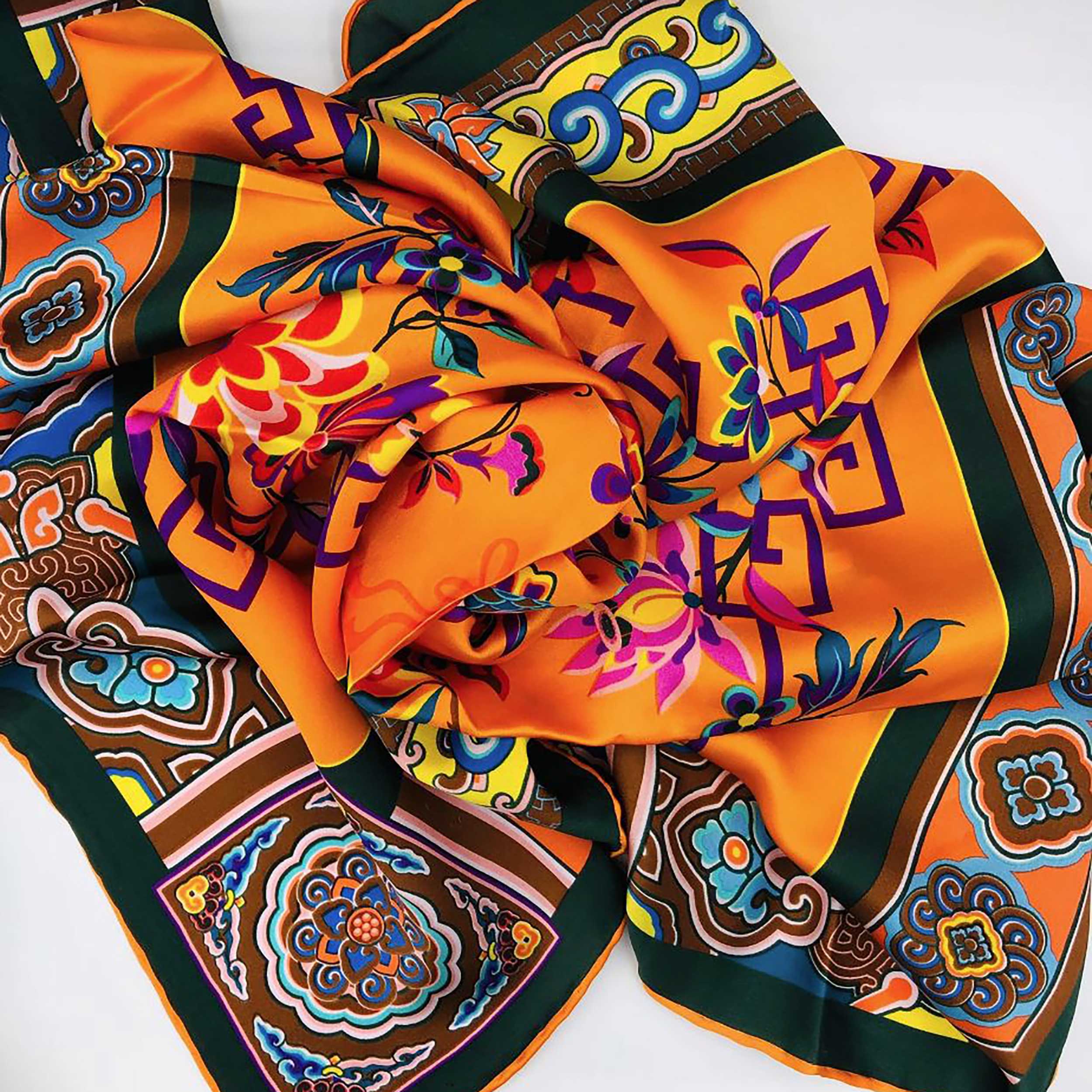 SCARVES