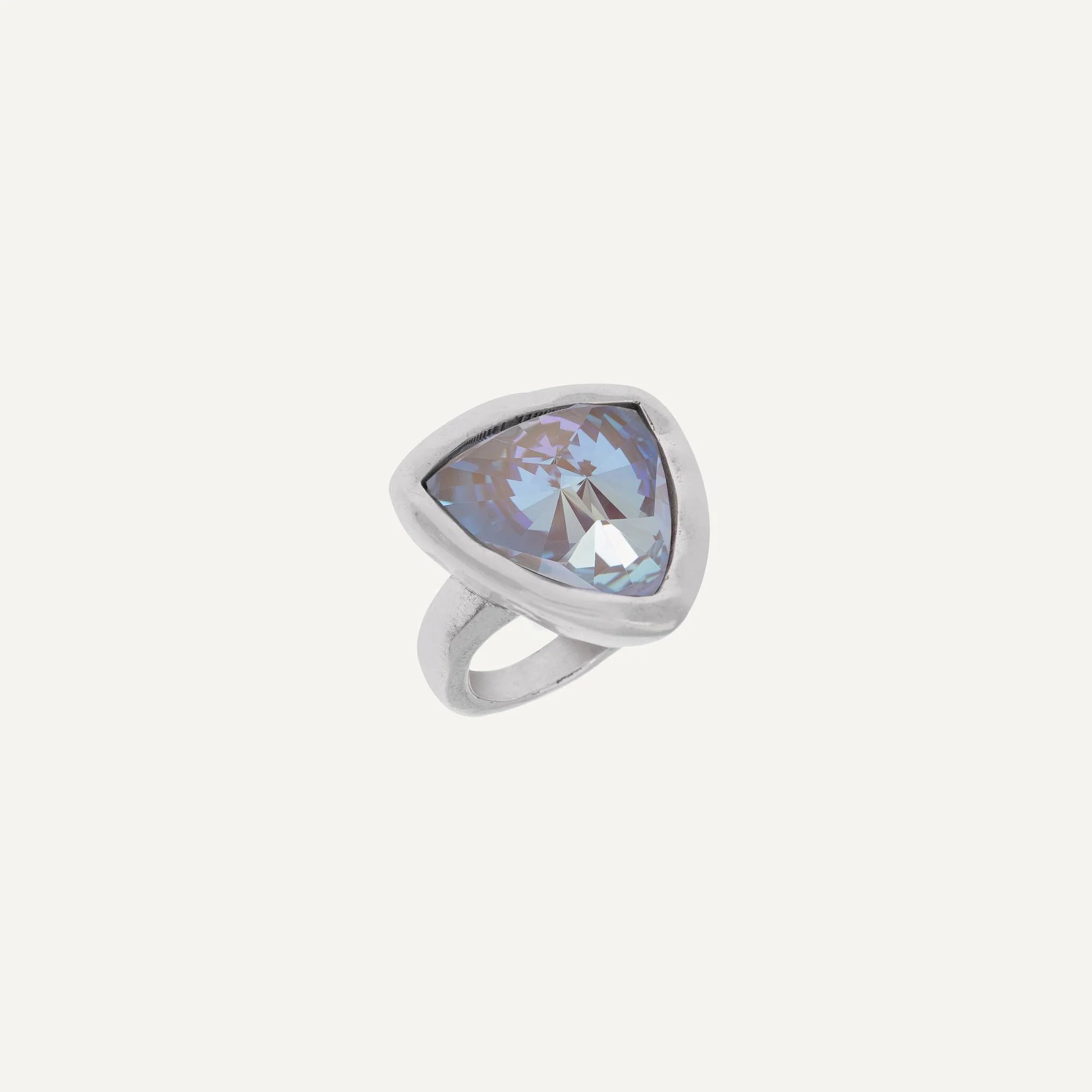 Vidda Triangle Crystal Ring | JOYasForYou