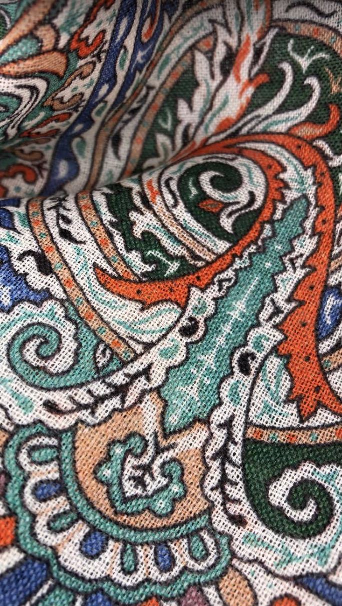Green Multicolor Wool Silk Scarf | Versatile Fashion Accessory - 0