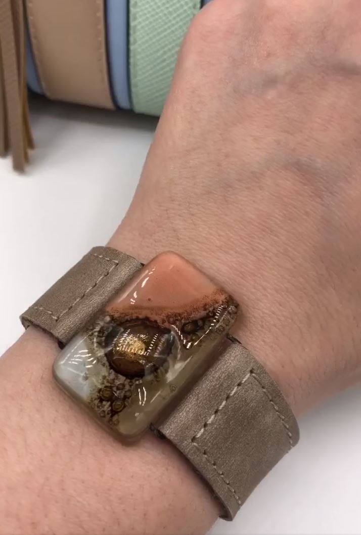 Cristalida Beige Leather Bracelet For Women / 2 cm