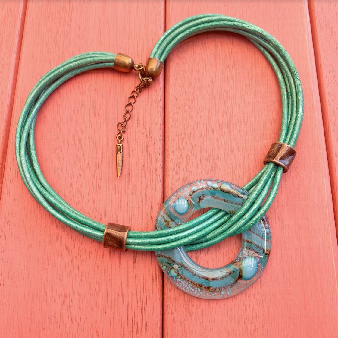 Cristalida Green Large Pendant Short Necklace / Arya