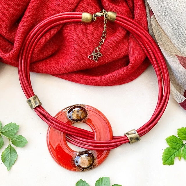 Cristalida Red Necklace / Arya