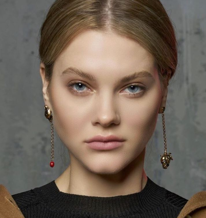 Alcozer Rose Asymmetrical Earrings | Italian Gold-Plated Jewelry