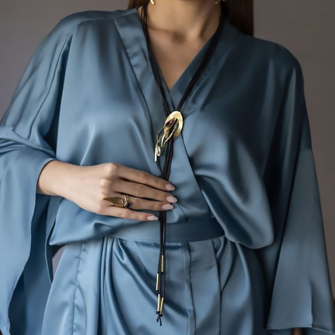 Kalliope Elegant Pendant Necklace: Greece Fashion Statement