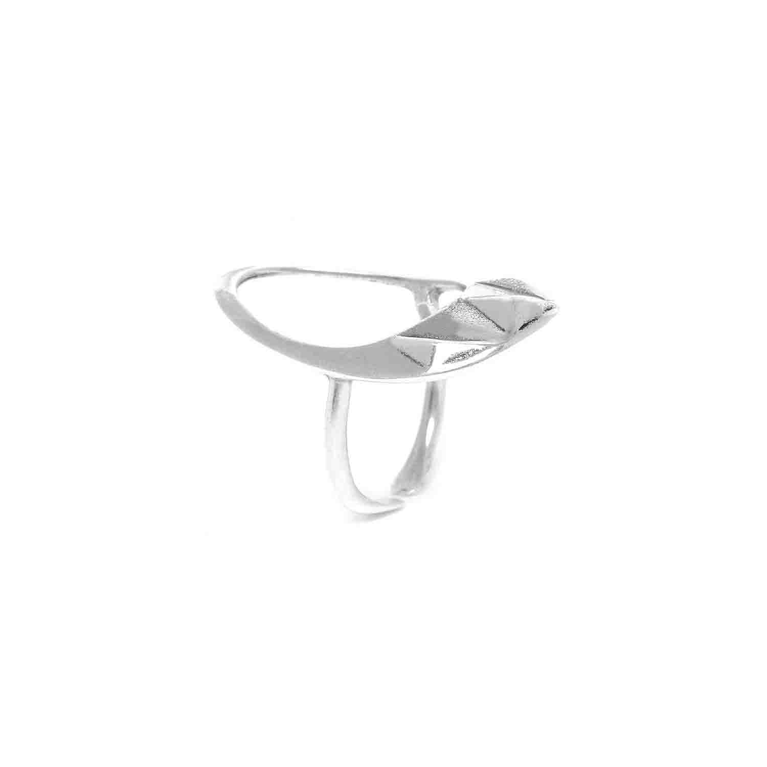 Ori Tao Open Oval Fashion Ring / Rokia